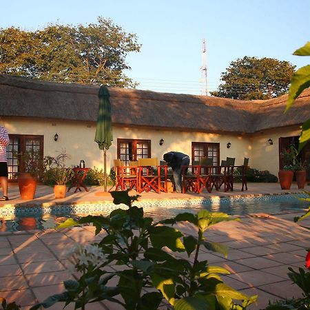 Mandebele Lodge شلالات فيكتوريا المظهر الخارجي الصورة